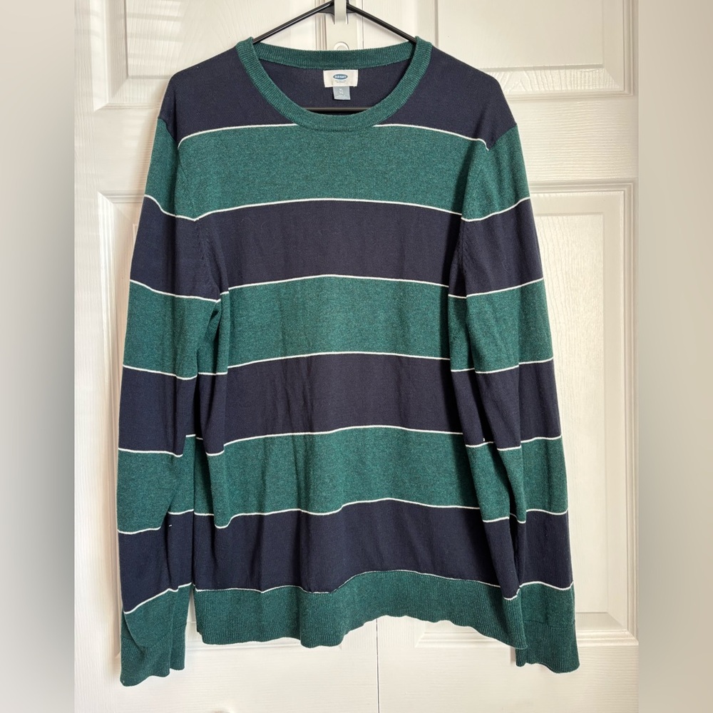 Men’s Old Navy Sweater EUC Blue and Green Stripes XL